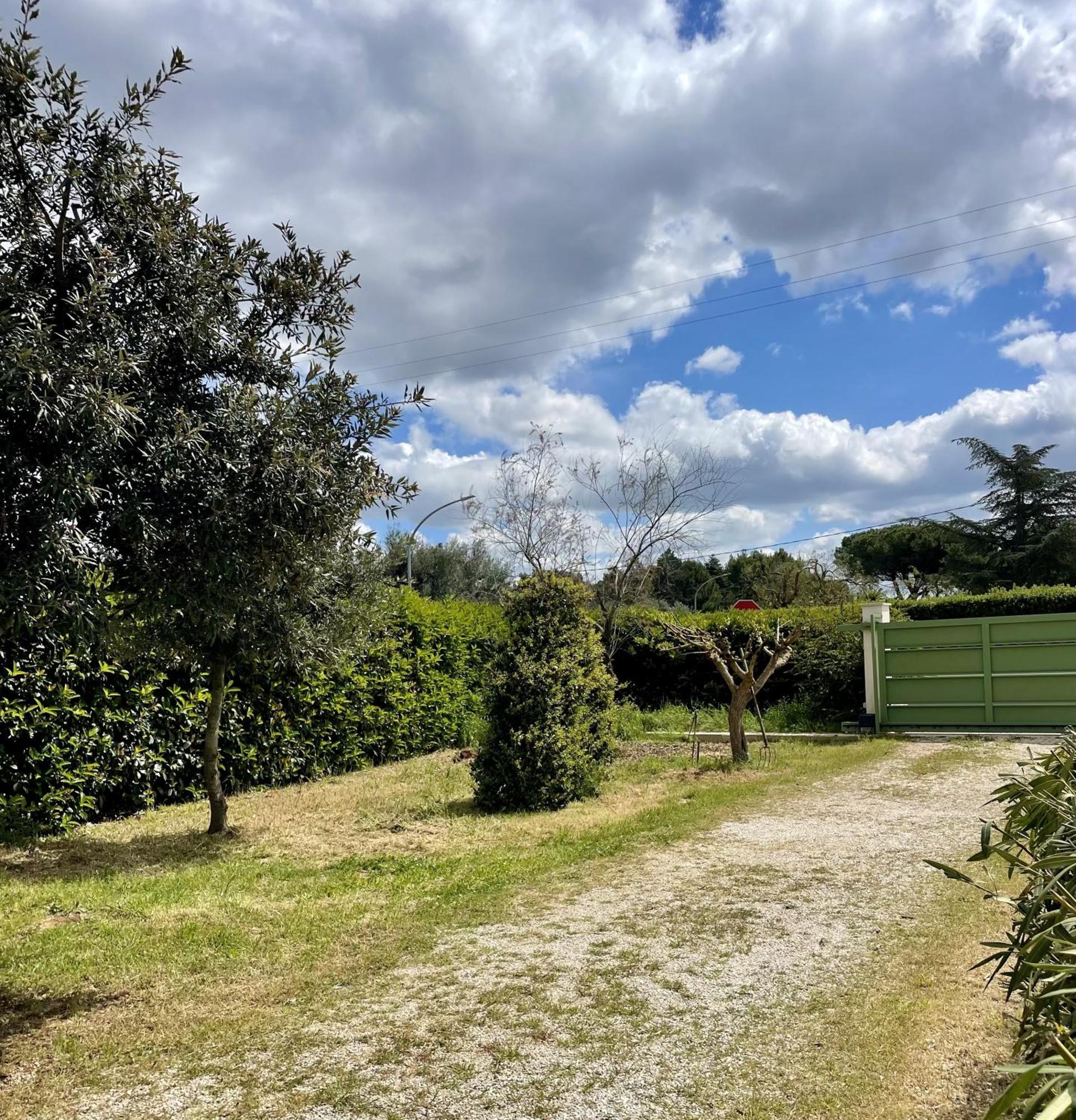 La Beata Giovanna Mesagne Exterior photo